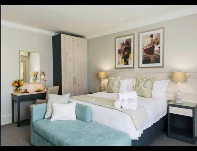 560M² HOTEL FOR SALE IN SUMMERSTRAND